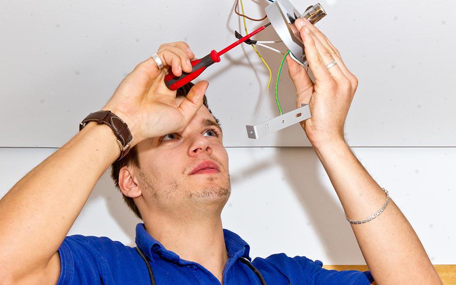 besoin d'un électricien Taverny